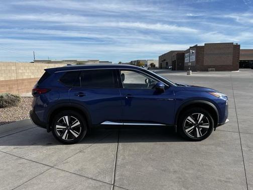 2023 Nissan Rogue Platinum