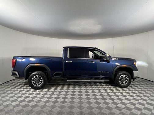 2022 GMC Sierra 3500 SLT