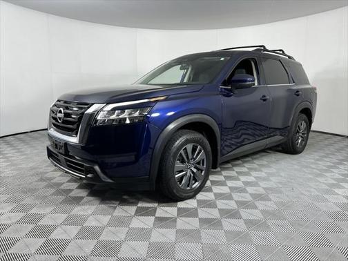 2022 Nissan Pathfinder SV 2WD