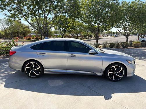 Modern Steel Metallic 2018 Honda Accord Sport