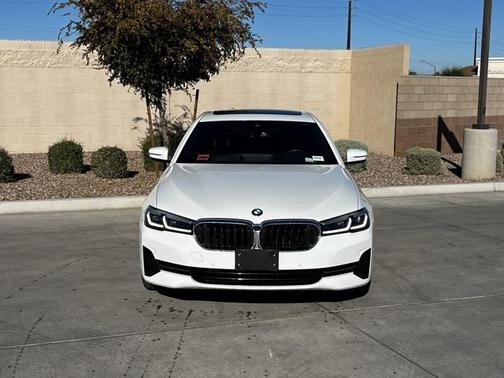 2022 BMW 530 i