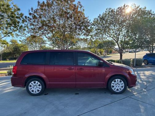 2014 Dodge Grand Caravan AVP/SE