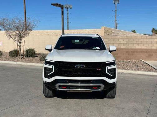 2025 Chevrolet Suburban 4WD Z71