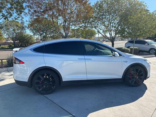 2016 Tesla Model X 60D