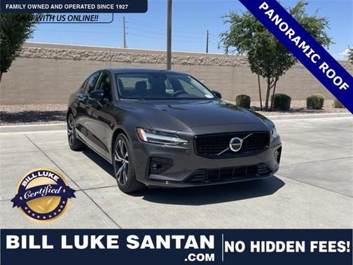 2024 Volvo S60 B5 Core Dark Theme