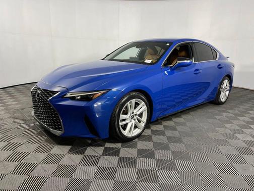 2022 Lexus IS 300 Base