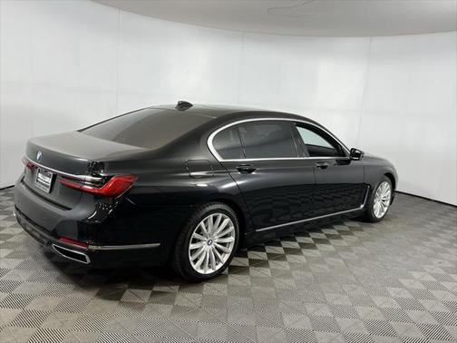2020 BMW 745e xDrive iPerformance
