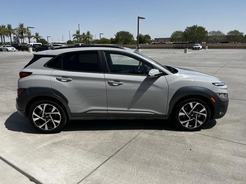 2022 Hyundai KONA Limited