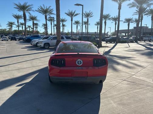 2010 Ford Mustang Premium