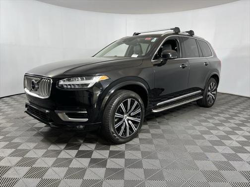 2022 Volvo XC90 T6 Inscription