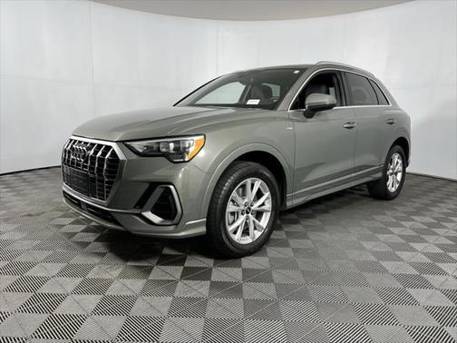 2022 Audi Q3 45 S line Premium