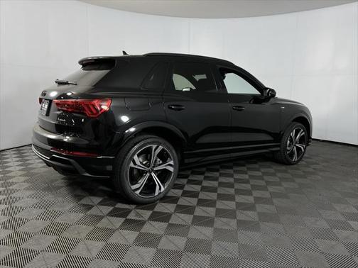 2023 Audi Q3 45 S line Premium Plus