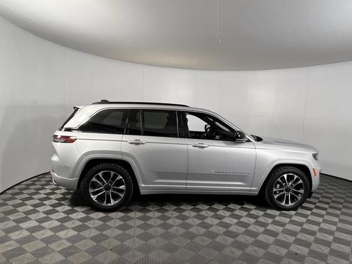 2024 Jeep Grand Cherokee Overland
