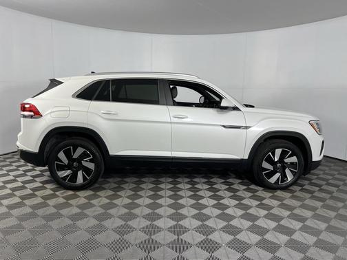 2024 Volkswagen Atlas Cross Sport 2.0T SEL