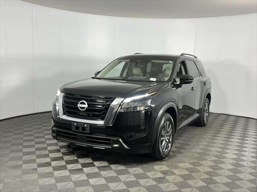 2024 Nissan Pathfinder SV 4WD