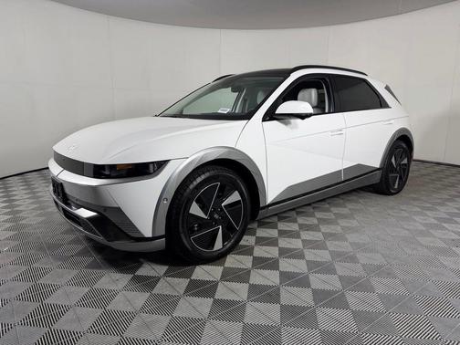 Atlas White 2025 Hyundai IONIQ 5 Limited