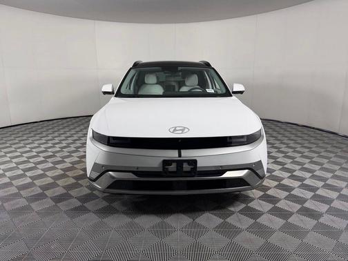 Atlas White 2025 Hyundai IONIQ 5 Limited