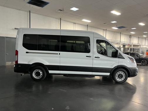 2024 Ford Transit-350 XL