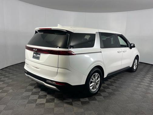 2022 Kia Carnival LXS