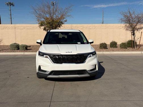 2022 Kia Carnival LXS