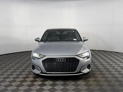 Florett Silver Metallic 2022 Audi A3 Premium