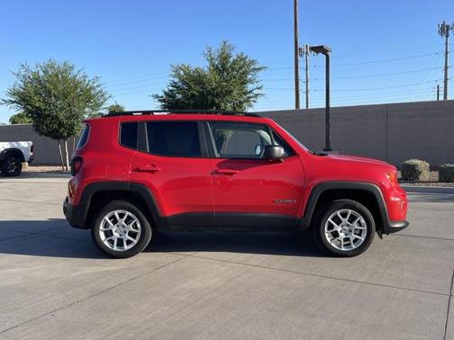 2023 Jeep Renegade Latitude