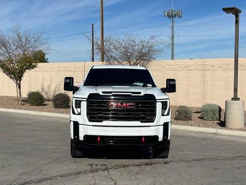 2025 GMC Sierra 2500 AT4