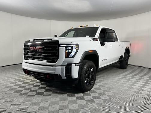 2024 GMC Sierra 2500 AT4