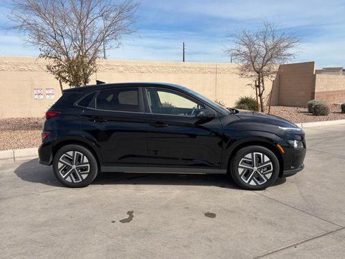 2023 Hyundai KONA EV SE