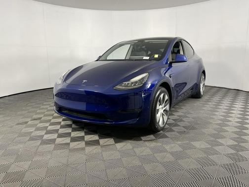 2021 Tesla Model Y Standard Range Rear-Wheel Drive