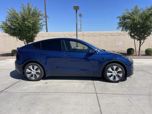 2021 Tesla Model Y Standard Range Rear-Wheel Drive
