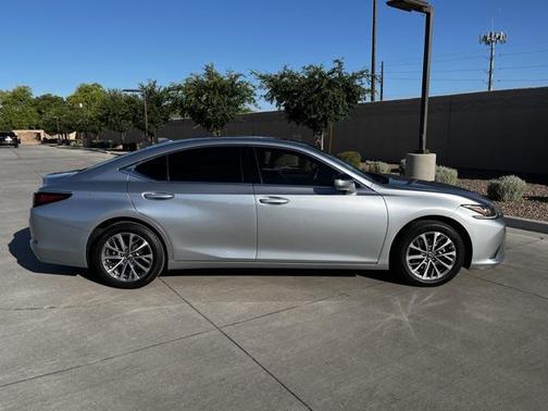 2023 Lexus ES 350 Base