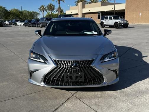 2023 Lexus ES 350 Base