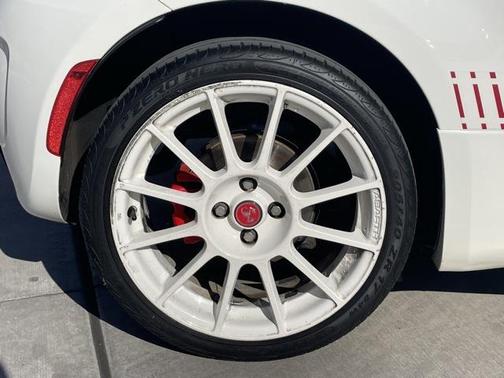 2015 FIAT 500 Abarth