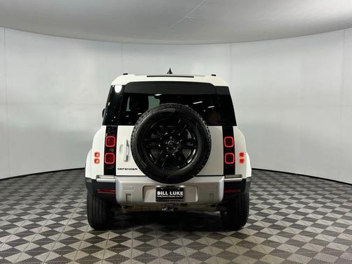 2024 Land Rover Defender 90 P300 S