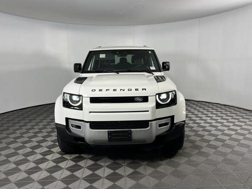 2024 Land Rover Defender 90 P300 S