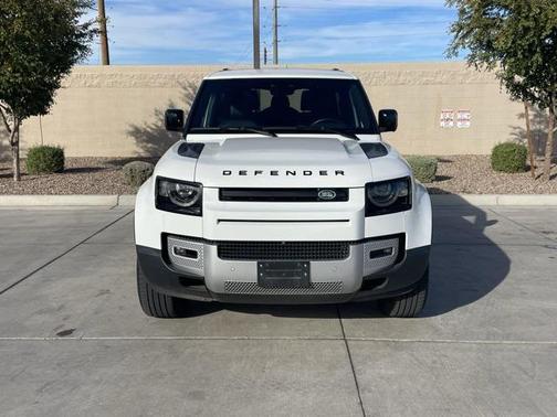 2024 Land Rover Defender 90 P300 S