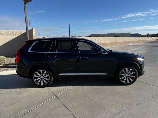 2022 Volvo XC90 Recharge Plug-In Hybrid T8 Inscription 6 Passenger