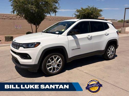 Bright White Clearcoat 2022 Jeep Compass Latitude Lux