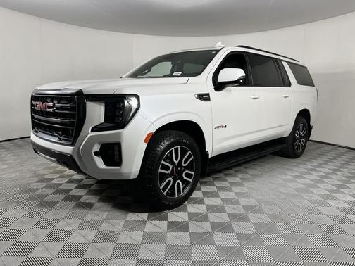 2023 GMC Yukon XL 4WD AT4