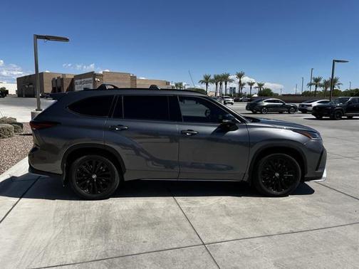 2024 Toyota Highlander XSE