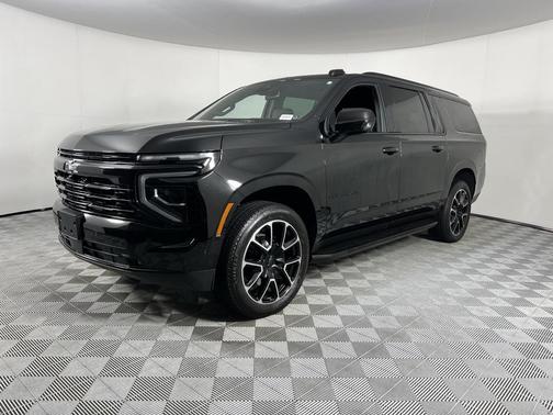 2025 Chevrolet Suburban RST