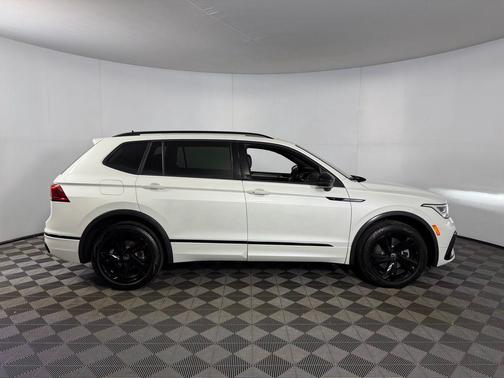 Opal White 2024 Volkswagen Tiguan 2.0T SE R-Line Black