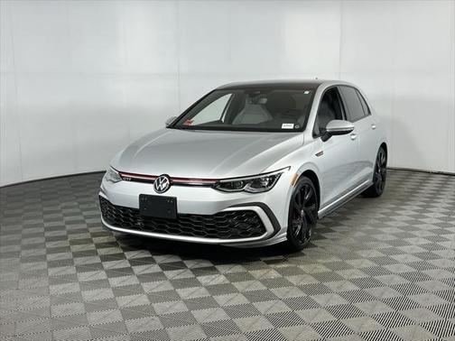 2022 Volkswagen Golf GTI 2.0T SE DSG