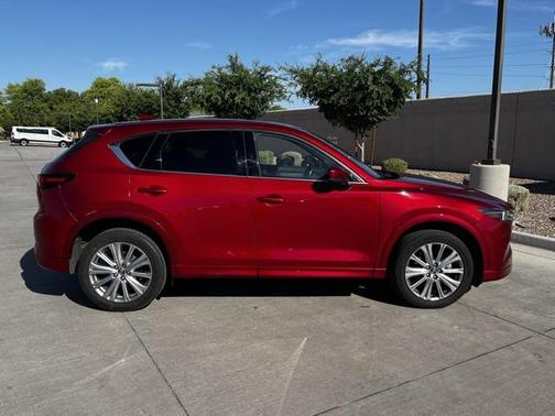 2022 Mazda CX-5 Signature