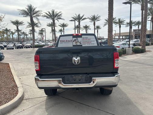 2019 RAM 2500 Tradesman Crew Cab 4x4 6'4' Box