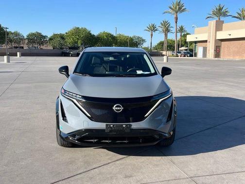 Boulder Gray Pearl 2023 Nissan ARIYA ENGAGE