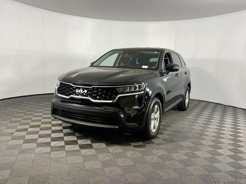 2023 Kia Sorento LX