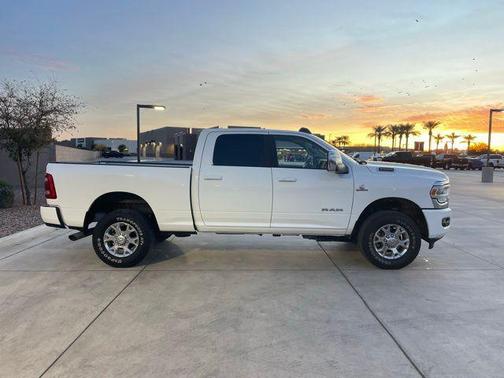 2024 RAM 2500 Laramie Crew Cab 4x4 6'4' Box
