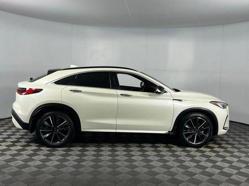 2023 INFINITI QX55 SENSORY